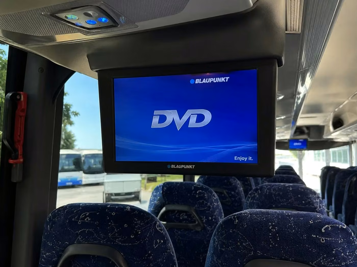 miami lakes charter bus tv monitors