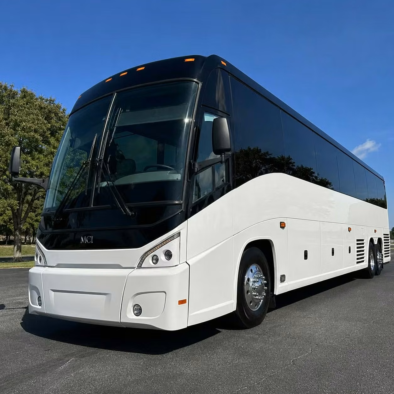 miami lakes concert buses loaded with bluetooth sound led lights and onboard bars